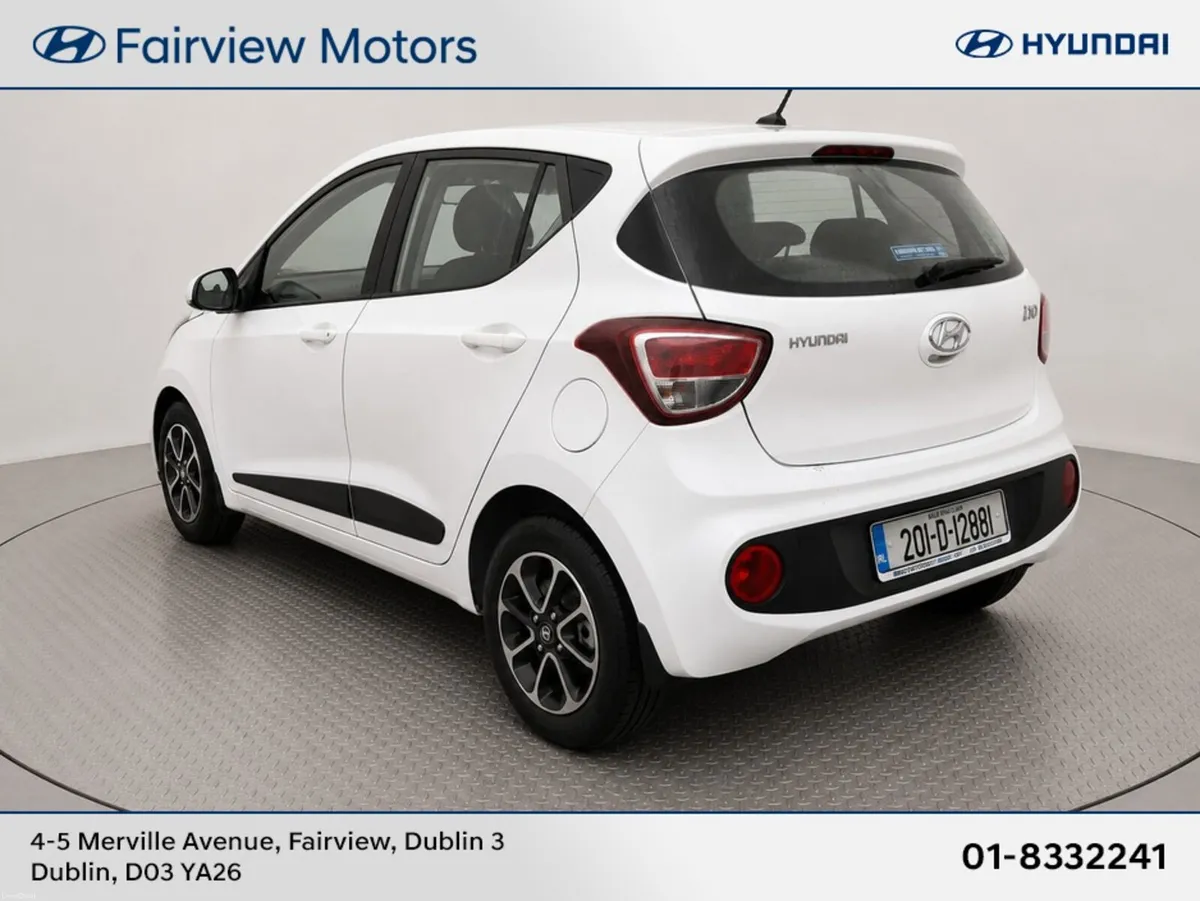 Hyundai i10 DELUXE 1.0 Petrol - Only 14,000 Km - - Image 3