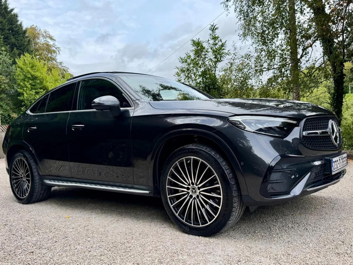 Mercedes-Benz GLC 300 DE 4MATIC COUPE AMG LINE PRE - Image 2