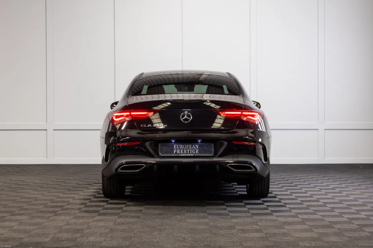2022 Mercedes-Benz CLA 250e Progressive - Image 5