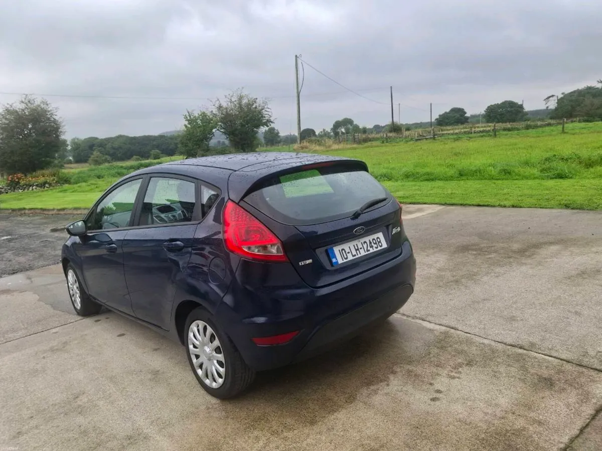 Car - Image 4