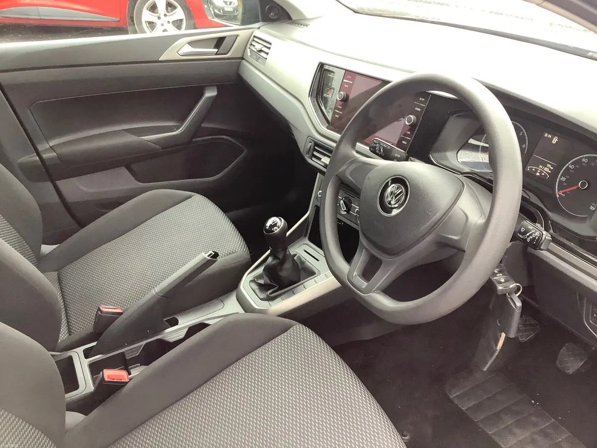 181 Volkswagen Polo 1.0..2 yr nct..6 mth Warranty - Image 3