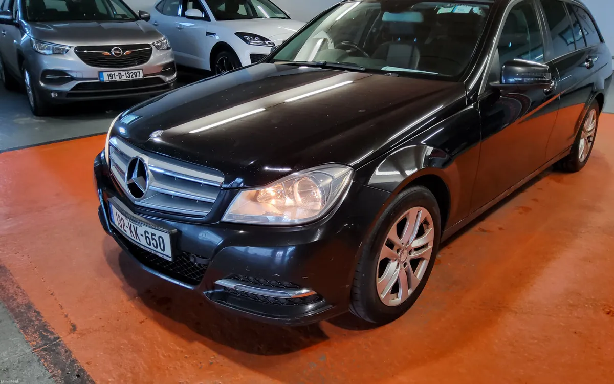 Mercedes-Benz C-Class 2013 - Image 3