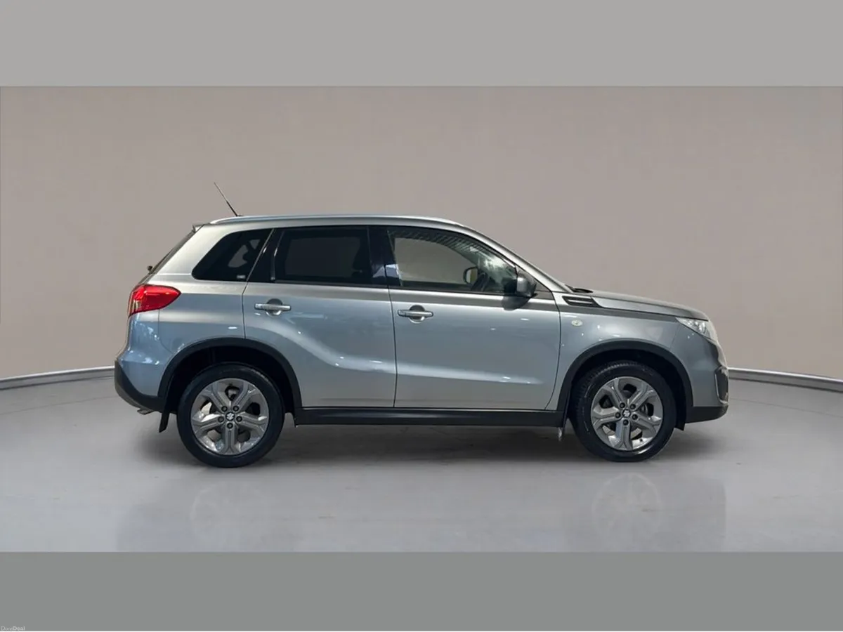 Suzuki Vitara GL 5DR - Image 3
