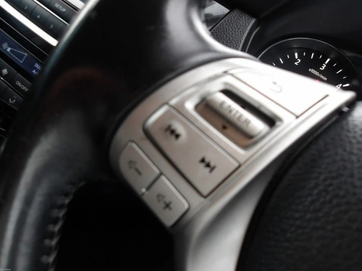 Nissan Qashqai 1.5 DSL SV - Image 3