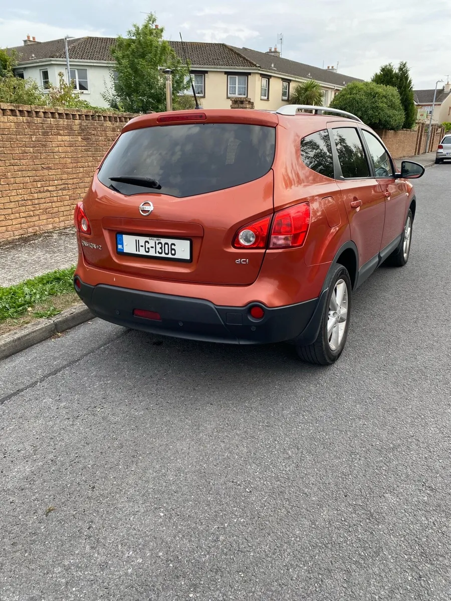 Nissan Qashqai 7 seater - Image 4