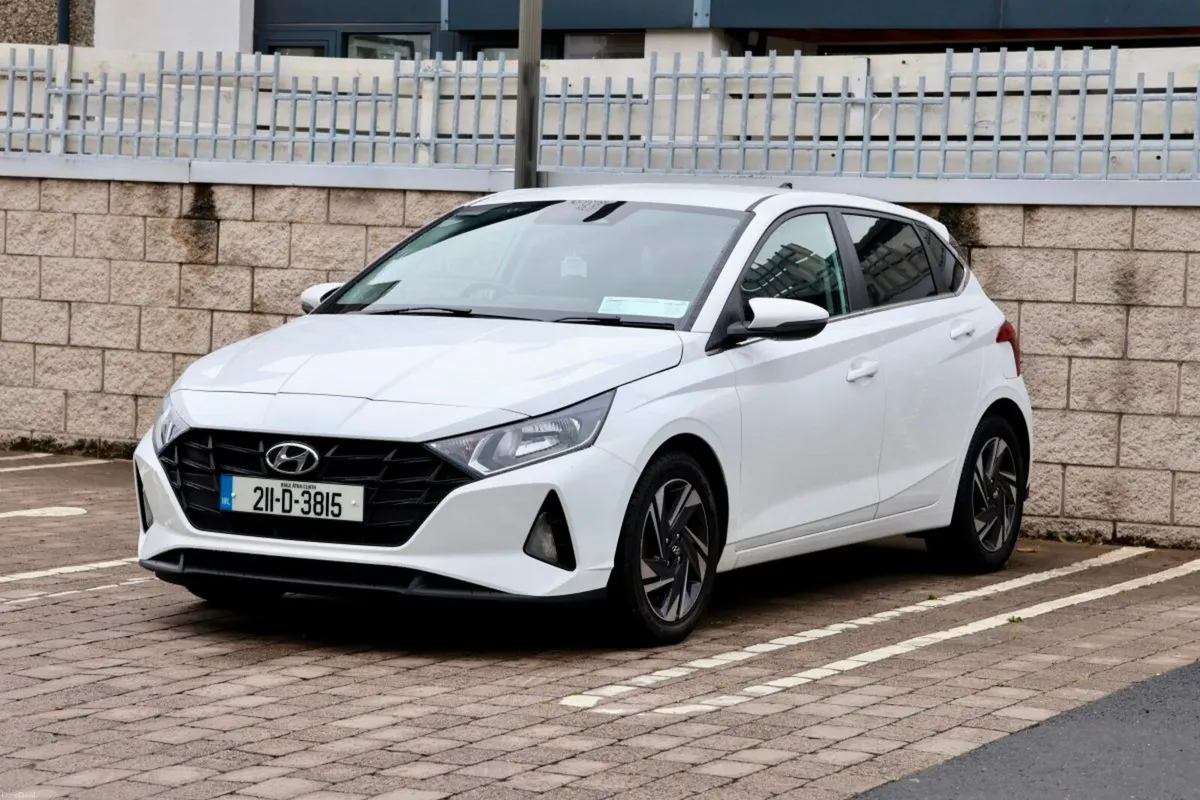 Hyundai i20 1.2 Deluxe Plus, Low Mileage - Image 5