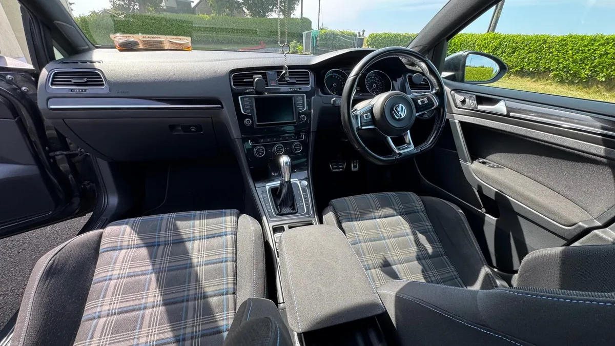 Volkswagen Golf 2016 - Image 3