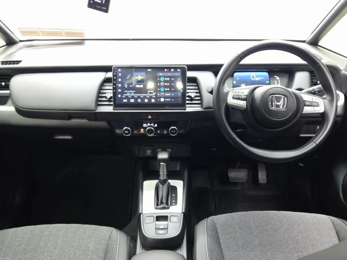 Honda Fit 1.5 e:HEV HOME - Image 3