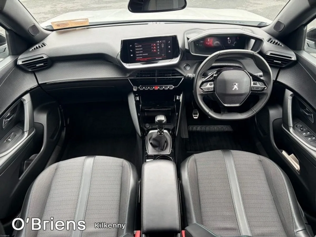 Peugeot 2008 1.2 Puretech 100bhp Allure - Image 2
