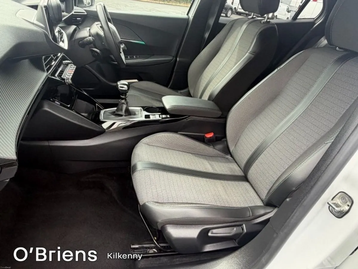 Peugeot 2008 1.2 Puretech 100bhp Allure - Image 4