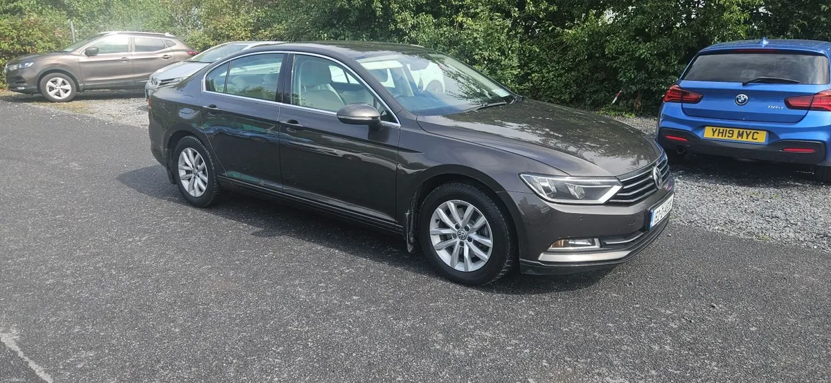 Volkswagen Passat 2015 - Image 1