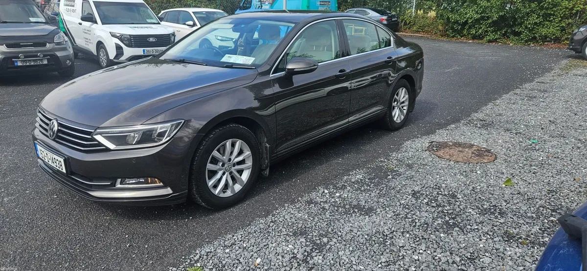Volkswagen Passat 2015 - Image 5