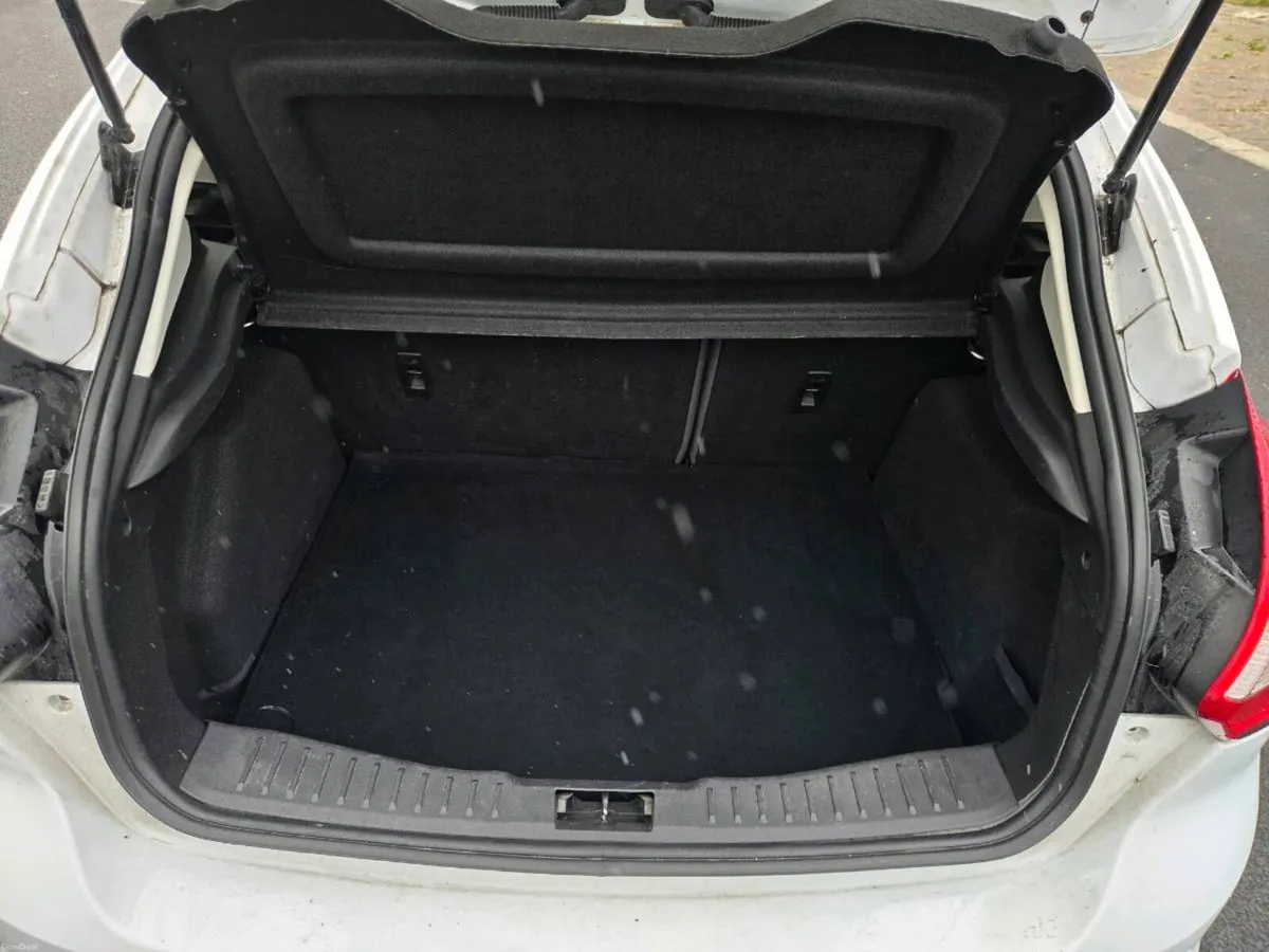 2014 Ford Focus Titanium 1.6 diesel 95PS - Image 5