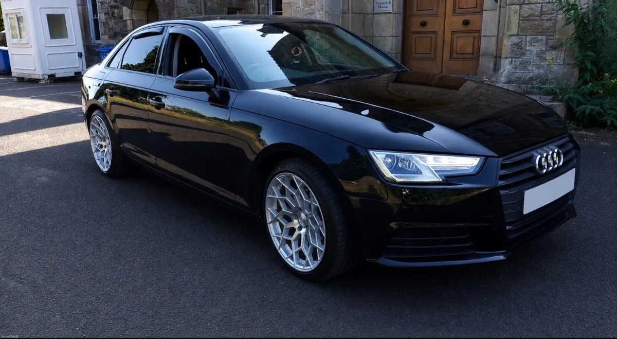 Audi A4 Sport **low miles** - Image 5