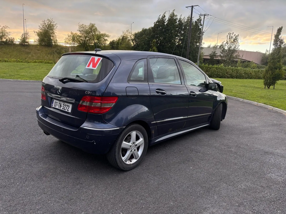 Mercedes Benz B-class - Image 4