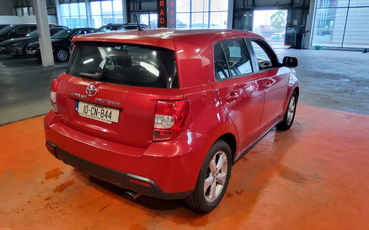 Toyota Urban Cruiser 2010 - Image 3