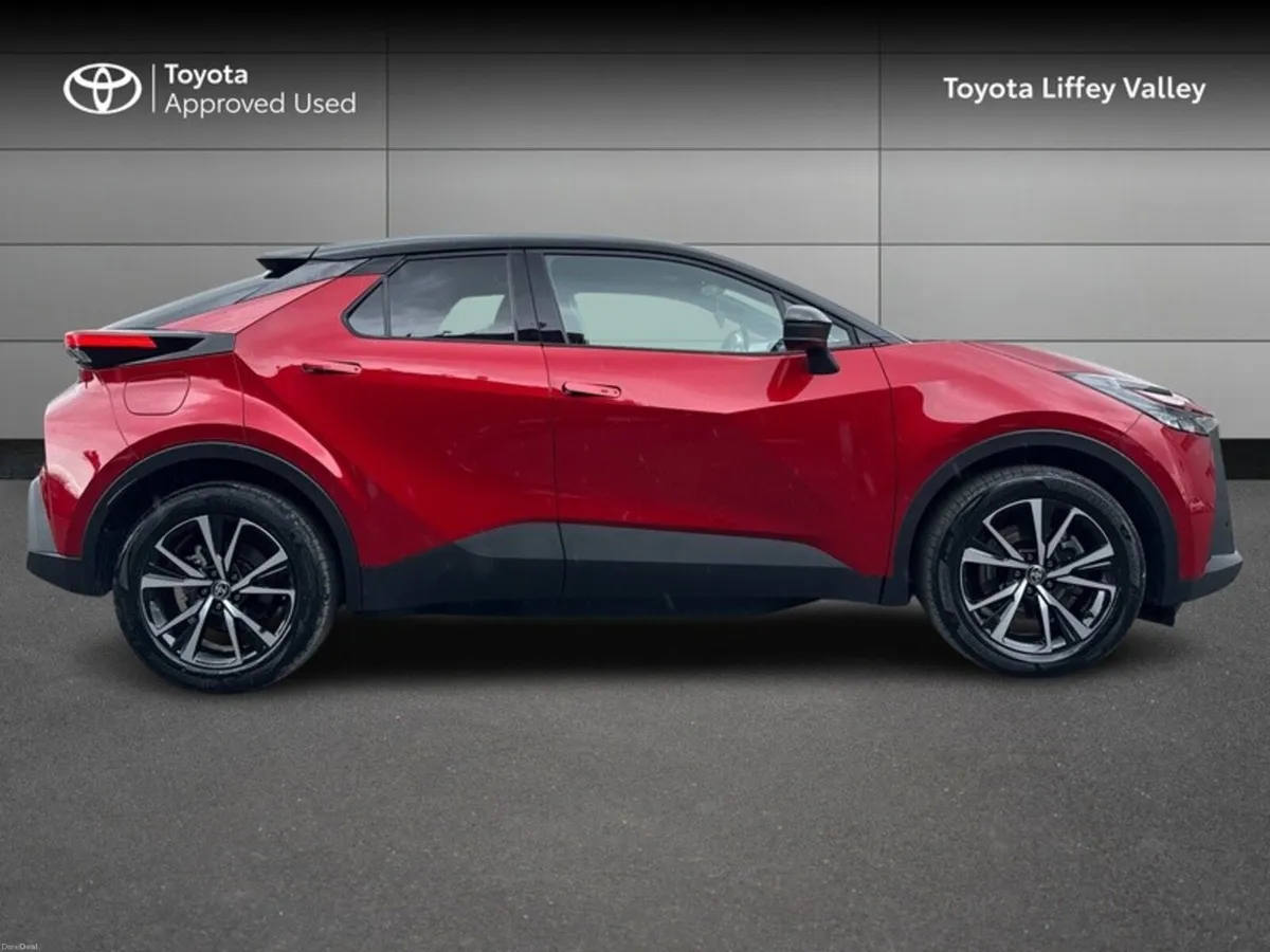 Toyota C-HR C-HR PHEV SPORT+ - Image 3