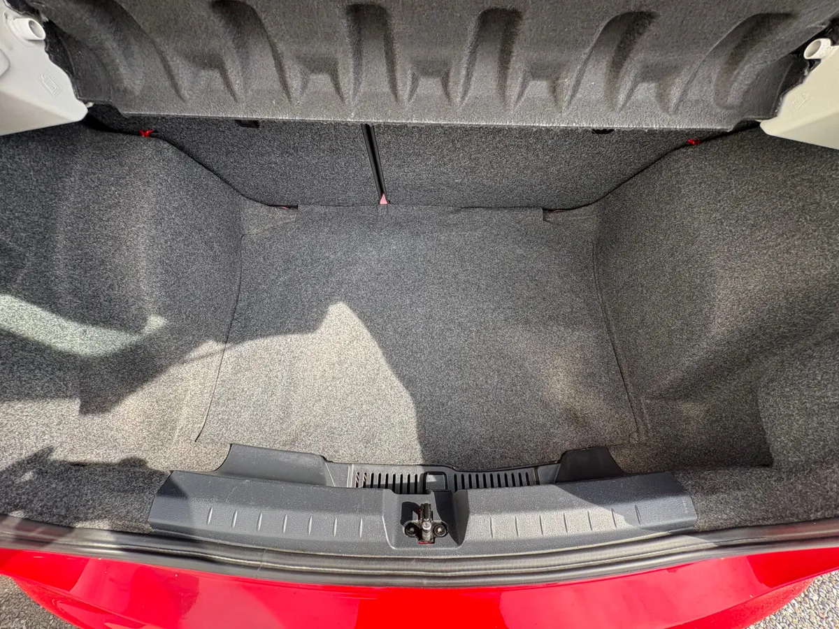 SEAT Ibiza 2017 - Image 3