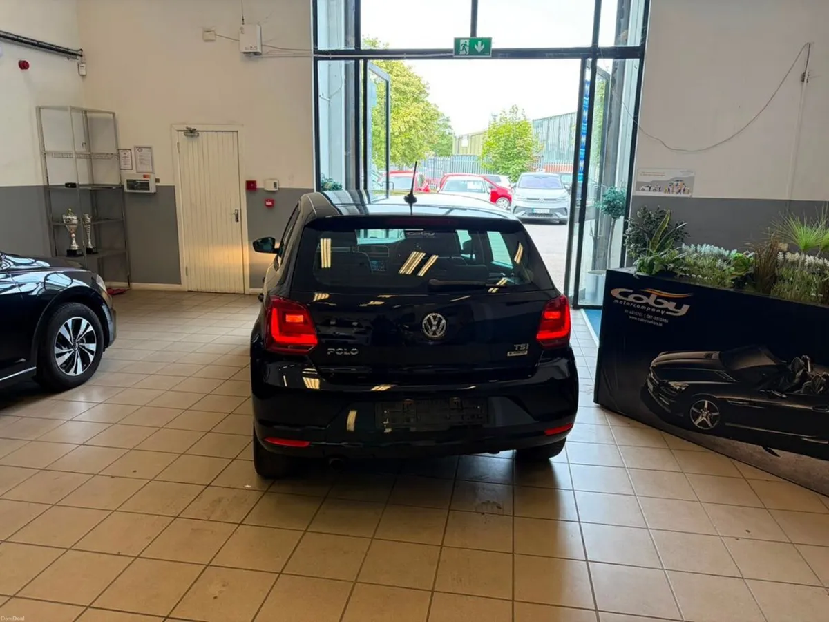 Volkswagen Polo 1.2 Bluemotion 5DR AUTO Immaculate - Image 5