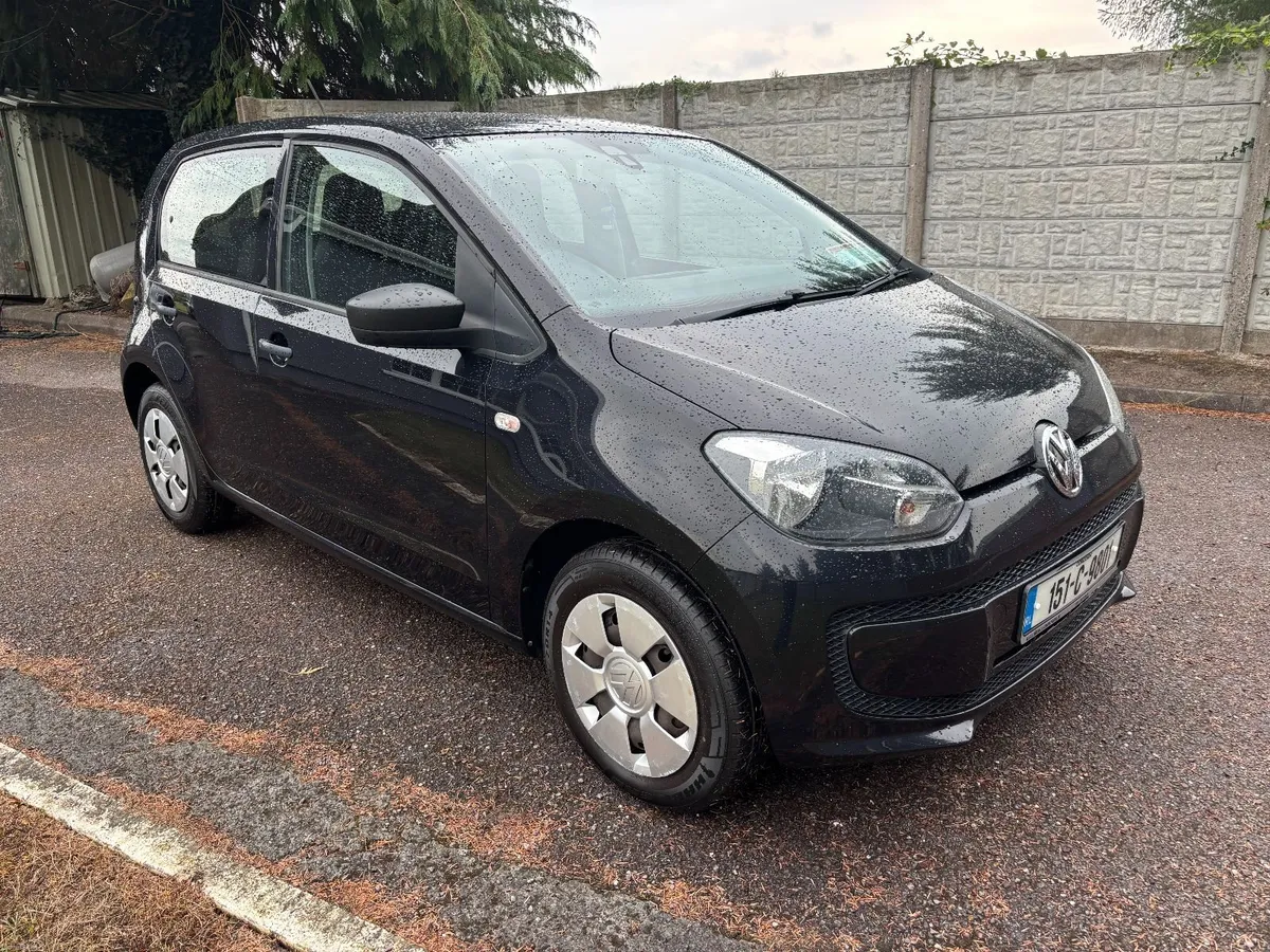 Low mileage Volkswagen up! 2015 1.0 petrol - Image 3