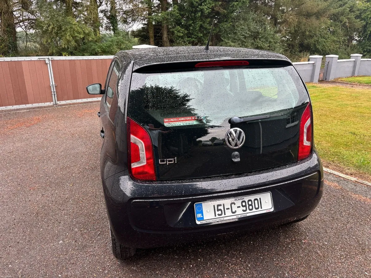 Low mileage Volkswagen up! 2015 1.0 petrol - Image 6