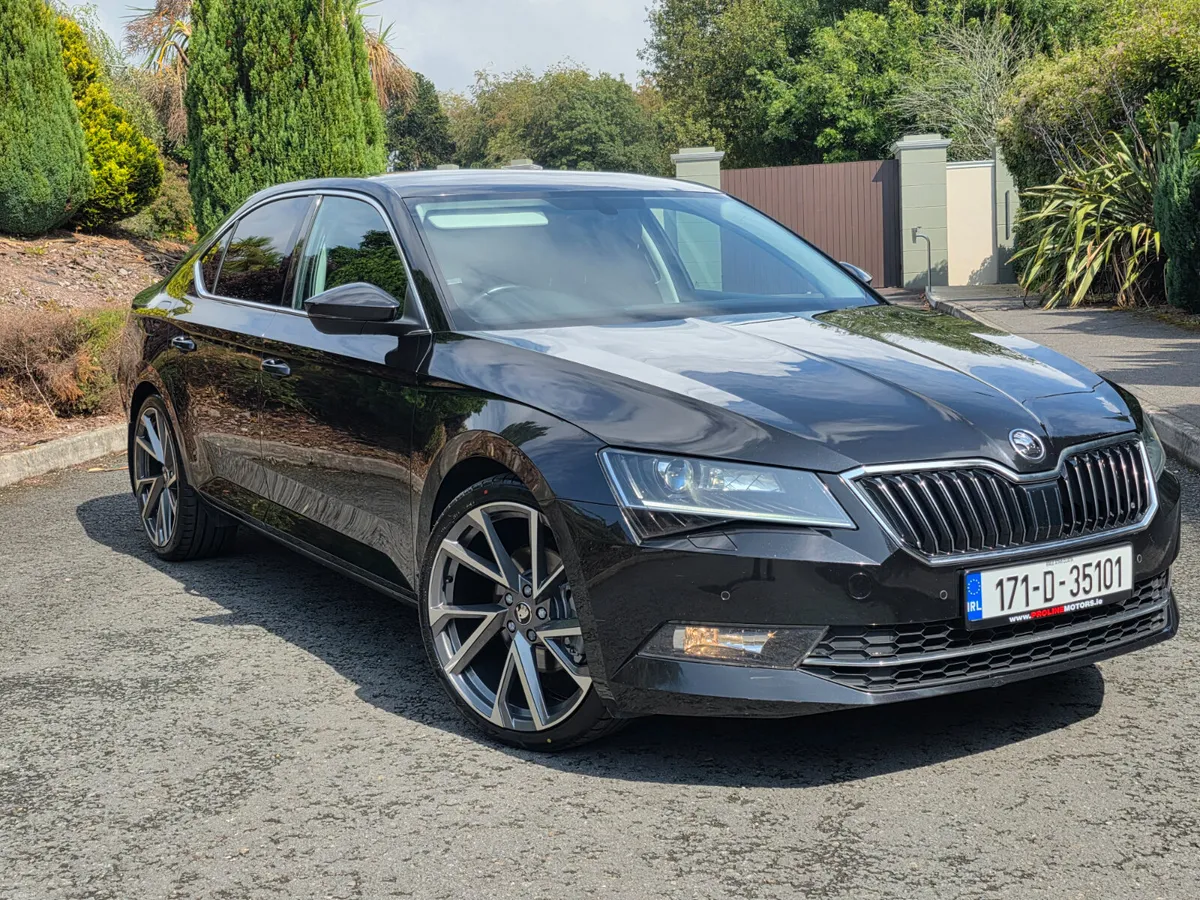 SKODA SUPERB STYLE 2.0 TDI 150BHP MANUAL - Image 4