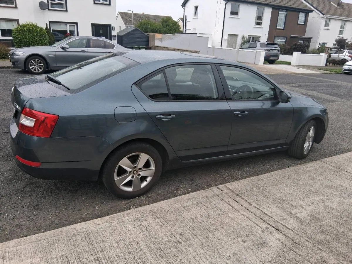 Skoda Octavia Diesel 2016 Auto NCT 7/28 €6,150 - Image 3