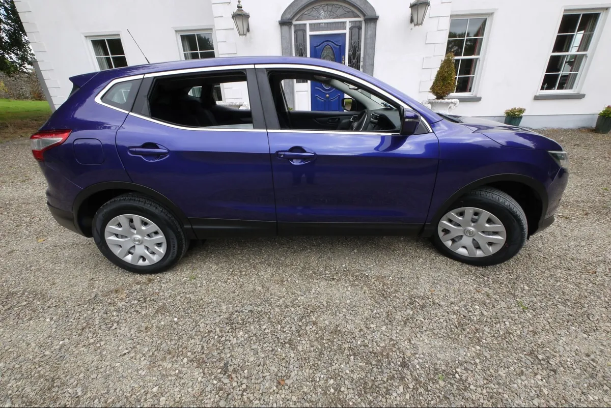 Nissan Qashqai 2016 Low Mileage - Image 1