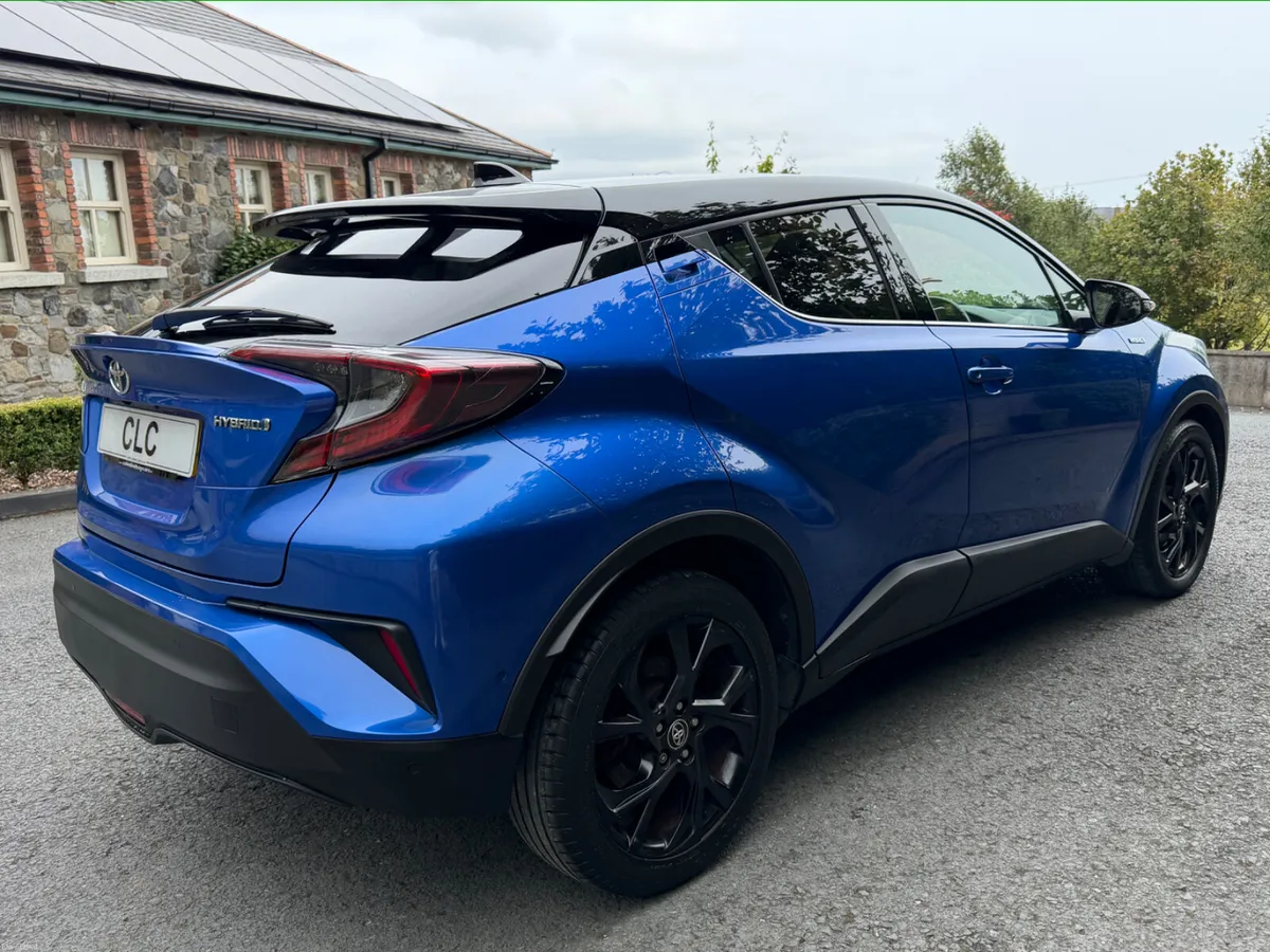 2019 Toyota C-HR+ ICON Full Leather - Image 5