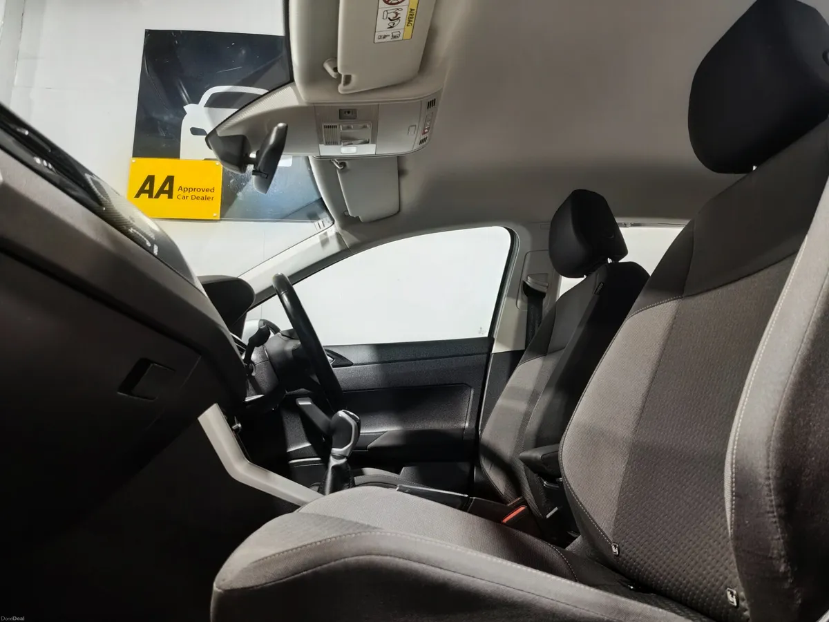 Volkswagen Taigo 2023 1.0 LIFE SPEC - Image 2