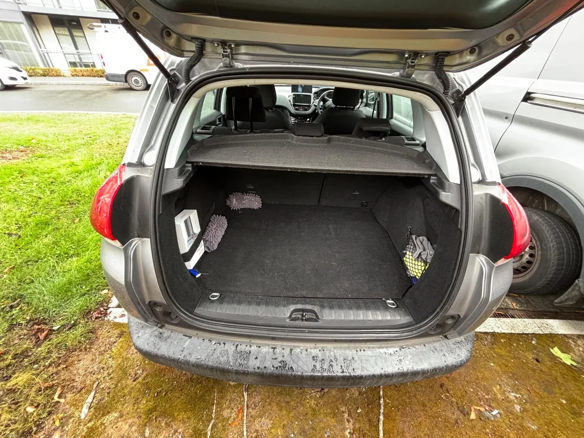 Peugeot 2008 2015 - Image 6