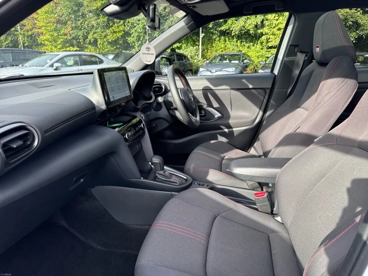Toyota Yaris Cross YARIS CROSS GR SPORT - Image 6