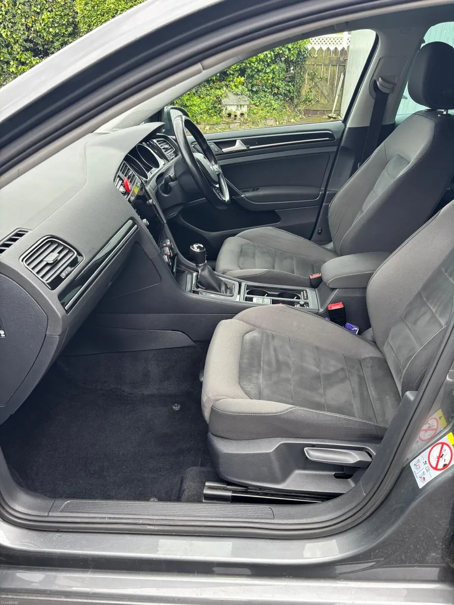 Volkswagen GolF - Image 5