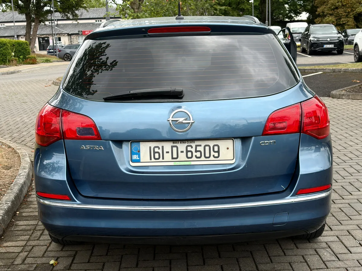 Opel Astra 2016 1.6 CDTI new nct 5/27 tax 10/26 - Image 4