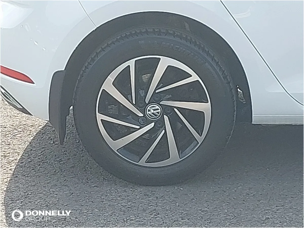Volkswagen Golf Diesel Hatchback Match Edition - Image 5