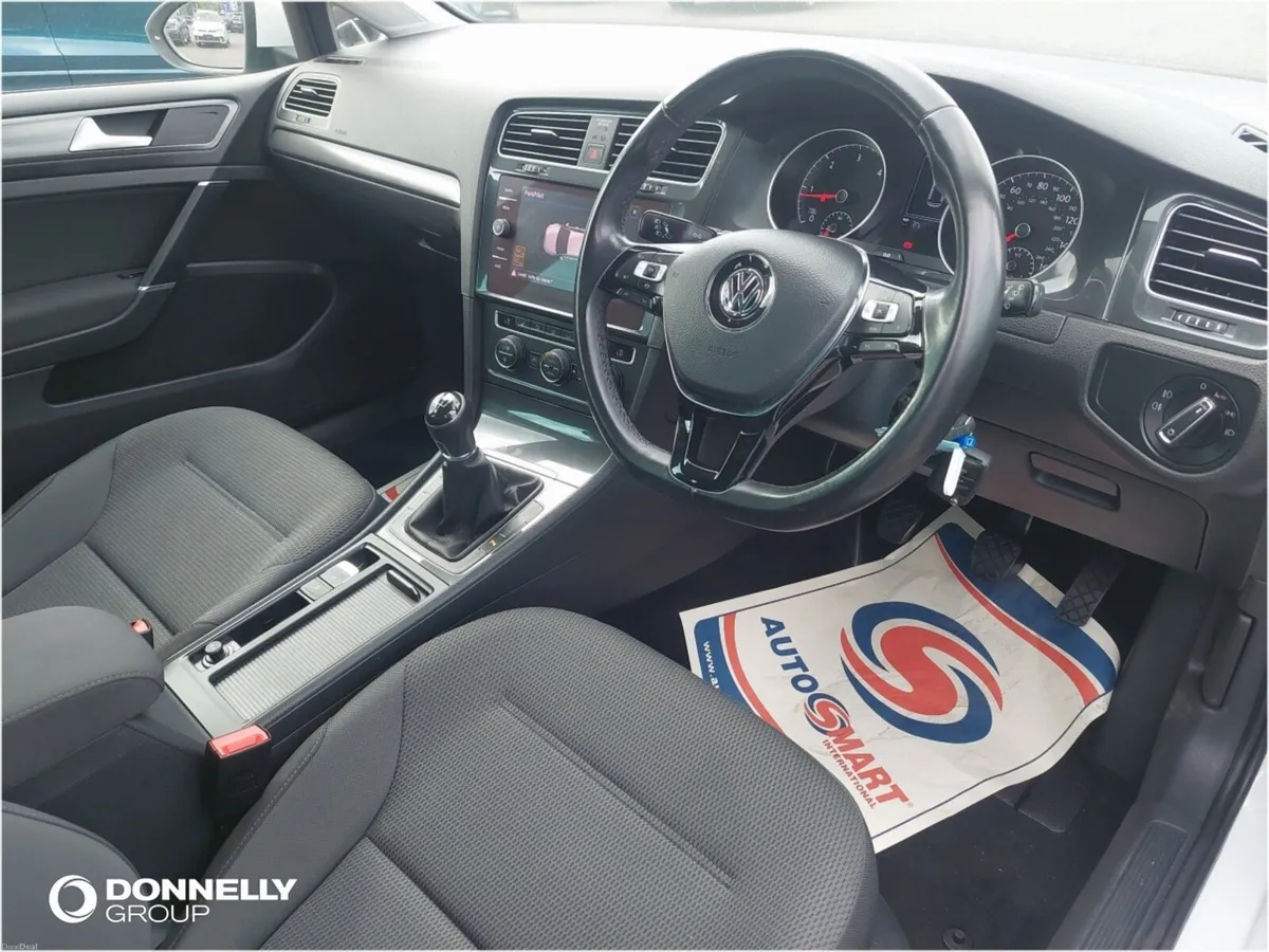 Volkswagen Golf Diesel Hatchback Match Edition - Image 6