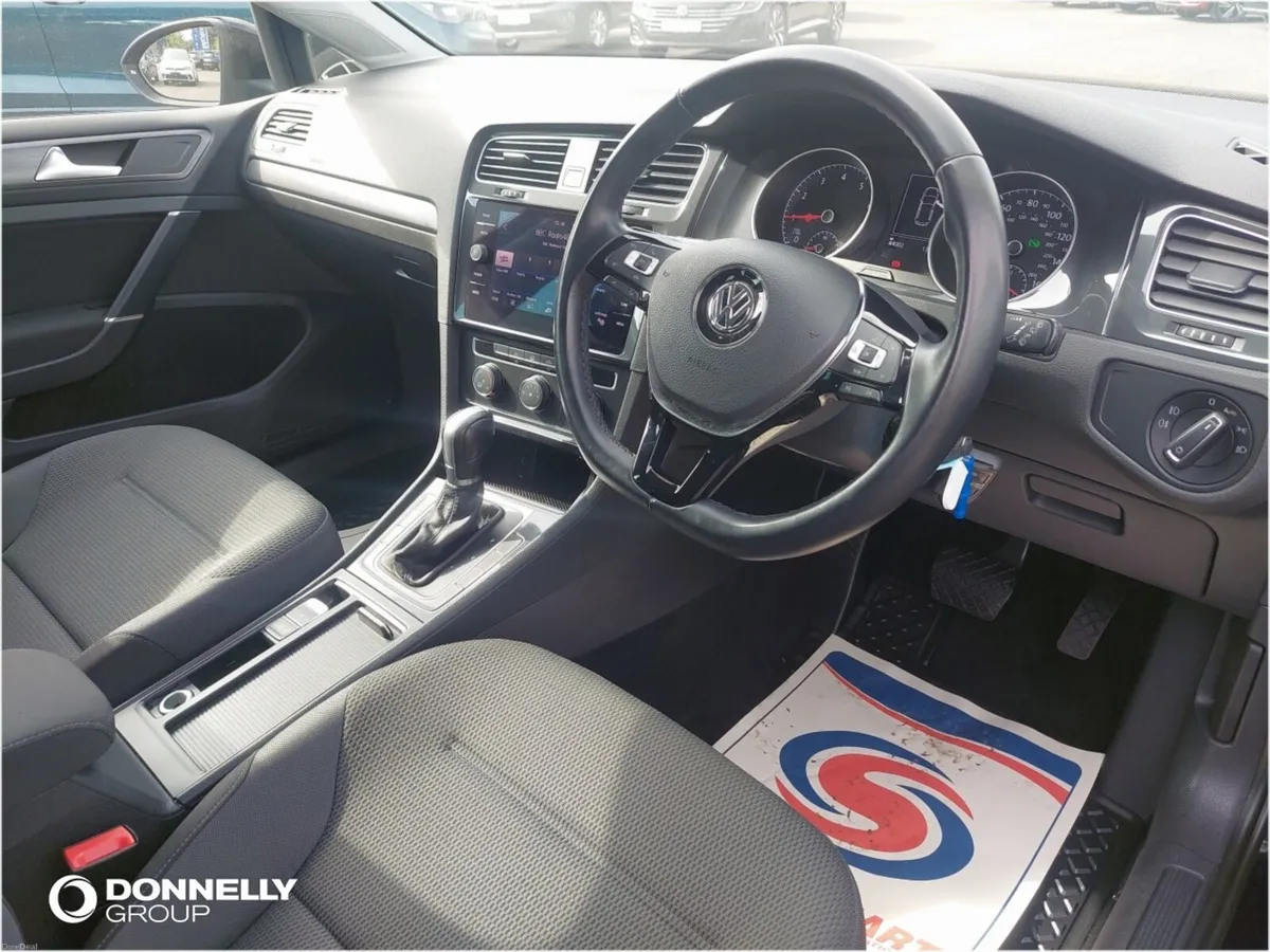 Volkswagen Golf Hatchback Match - Image 6