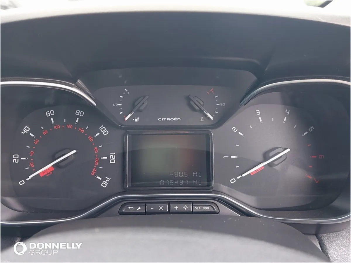 Citroen C3 Aircross 1.2 PureTech 130 Shine Plus 5d - Image 6