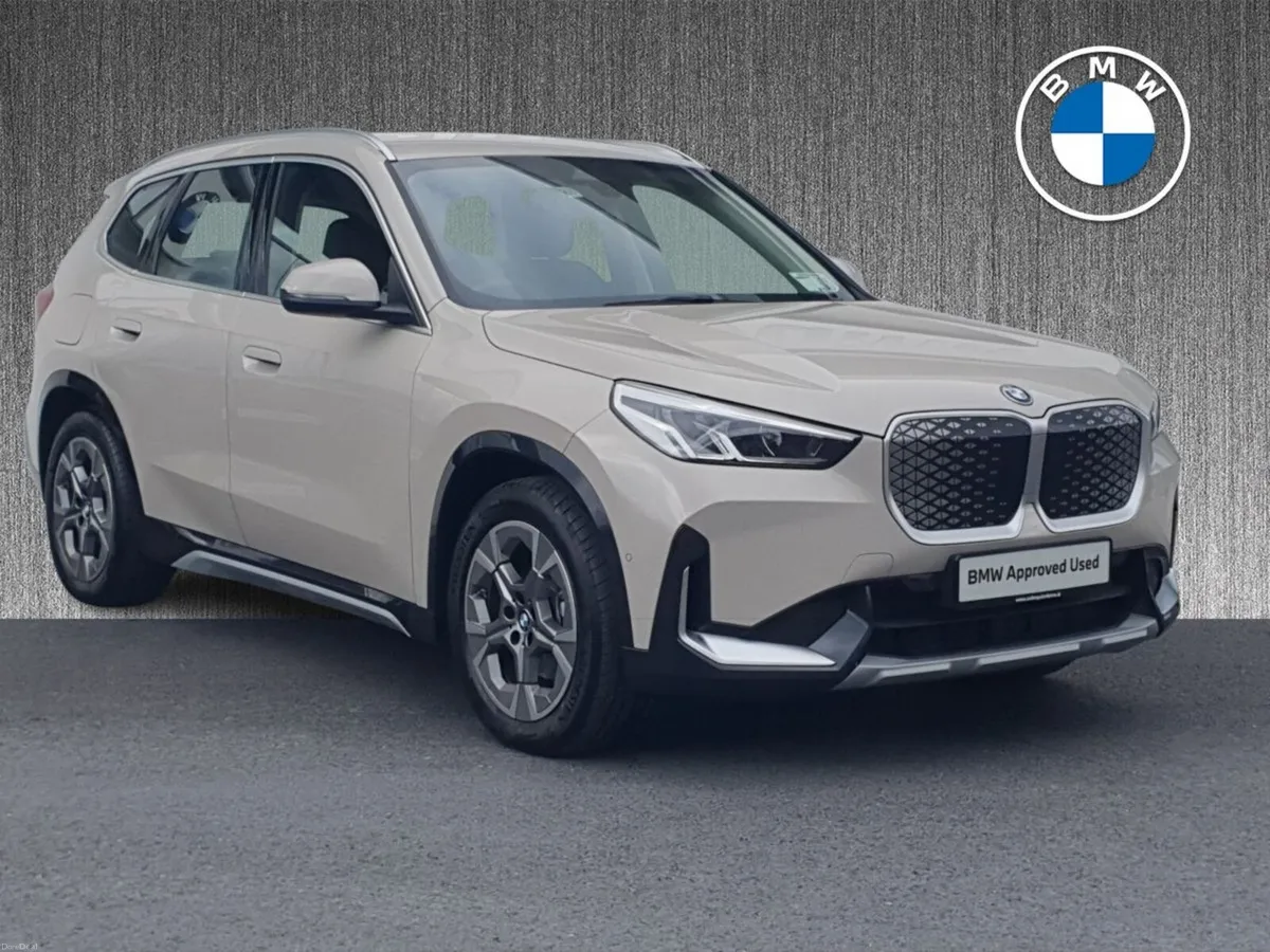 BMW iX1 eDrive20 Sport - Image 1
