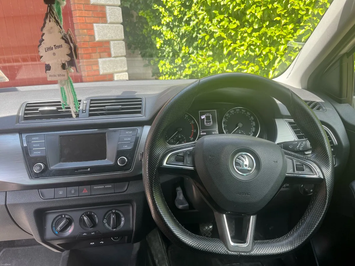Skoda Fabia 2015 - 1.2 petrol - High Specification - Image 5