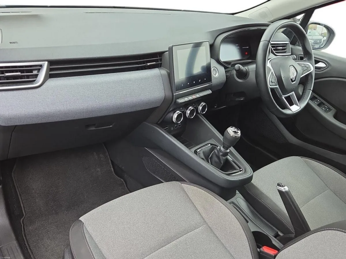 Renault Clio TCe 90 DFull Evolution - Image 5