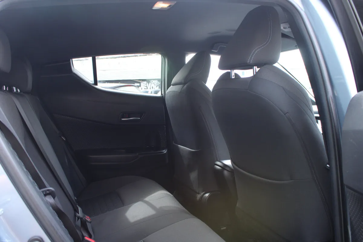 CH-R - 1.8 HYBRID SPORT - IRISH NEW - FULL HISTORY - Image 6