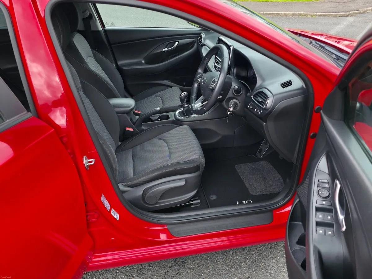 Hyundai i30 2019 (192) Like New NCT/TAX - Image 6