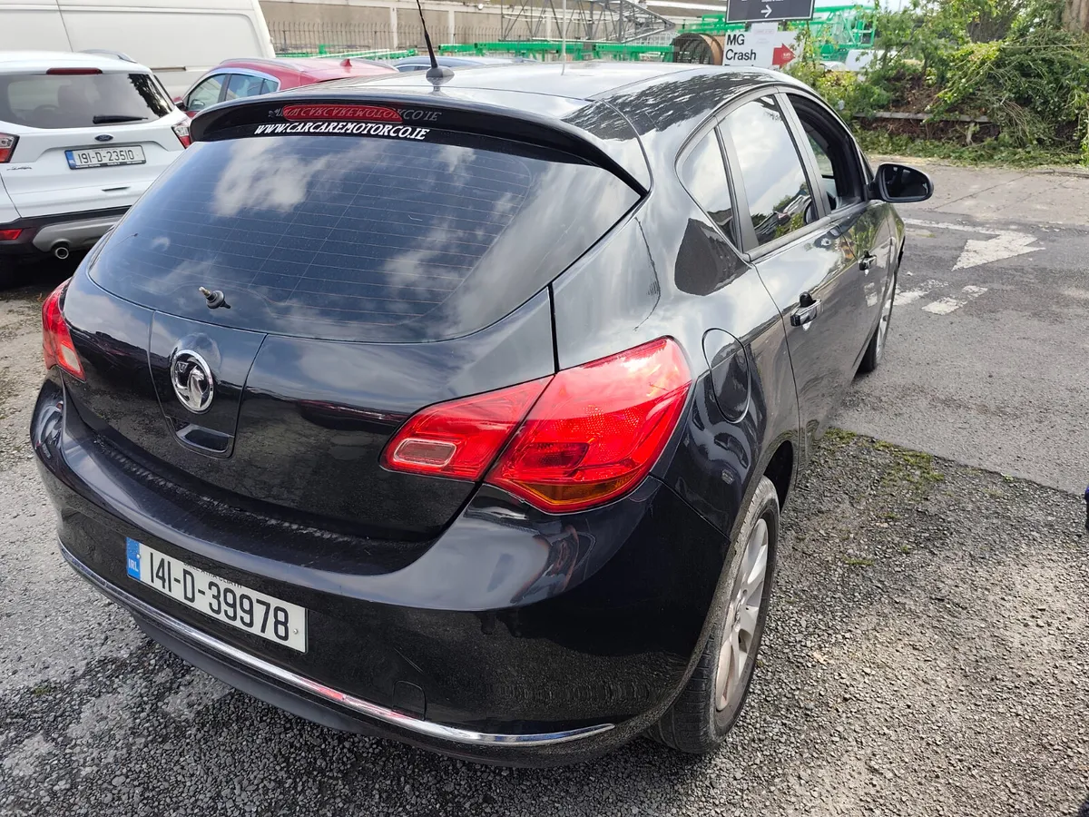 Vauxhall Astra 2014 - Image 4