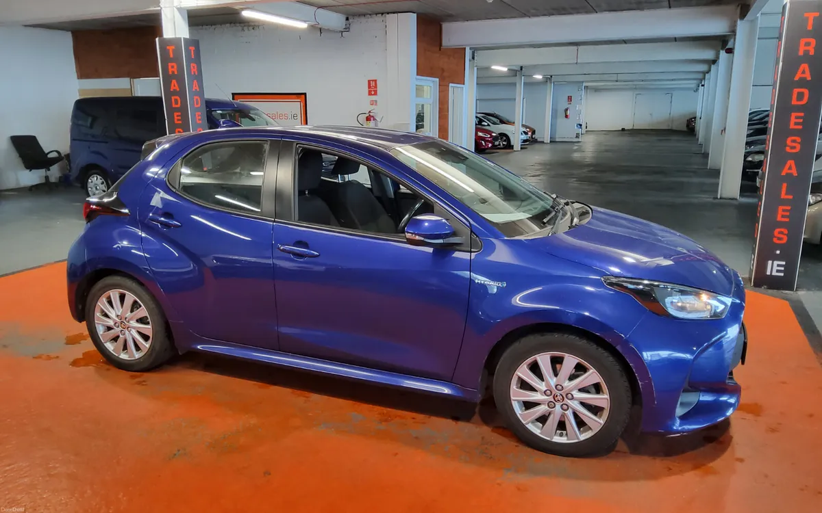 Toyota Yaris 2021 - Image 3