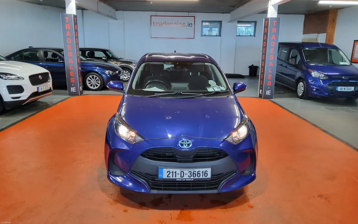 Toyota Yaris 2021 - Image 2