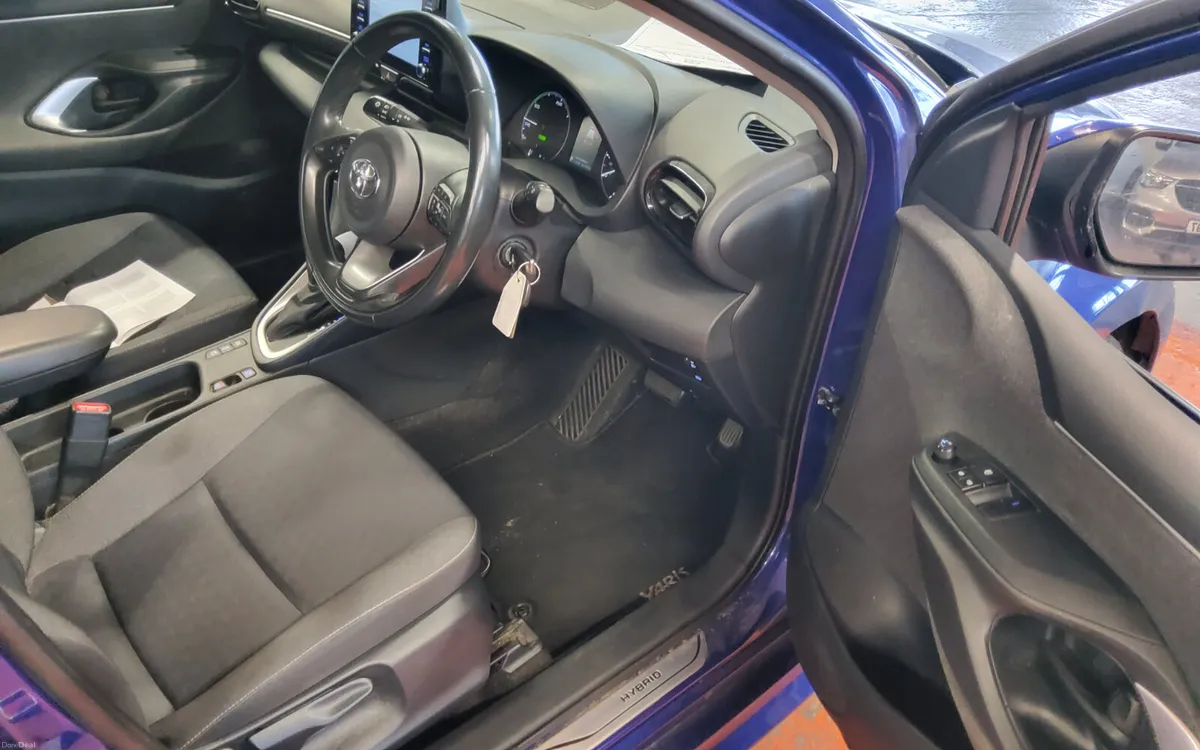 Toyota Yaris 2021 - Image 6