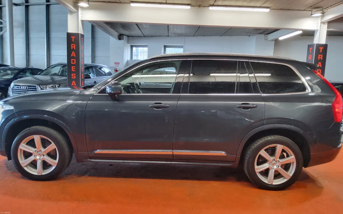 Volvo XC90 2022 - Image 6