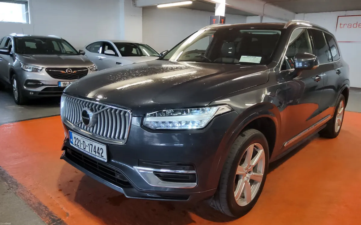Volvo XC90 2022 - Image 3