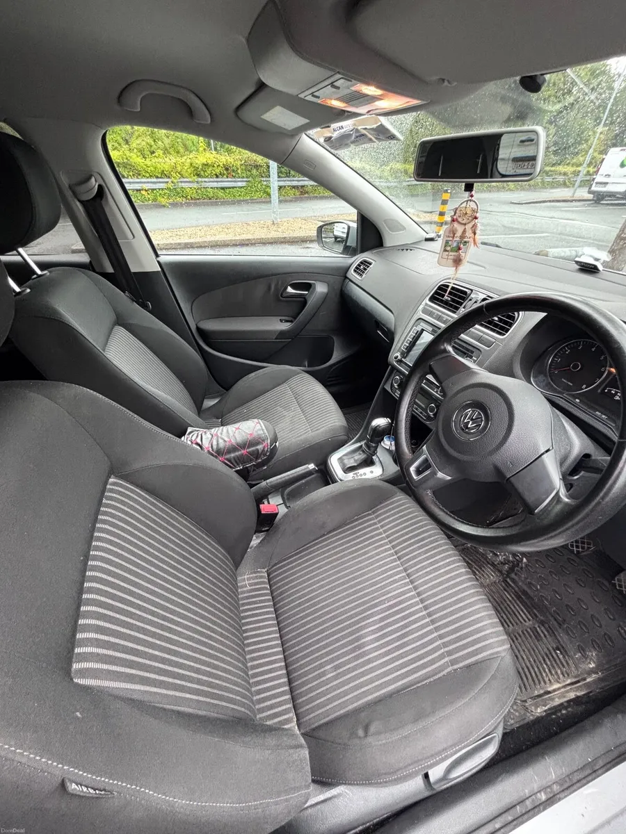 Volkswagen Polo 2011 - Image 5